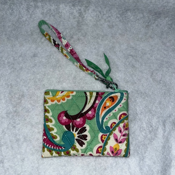 Set of 4 Vera Bradley bags with a variety of sizes - Picture 3 of 16